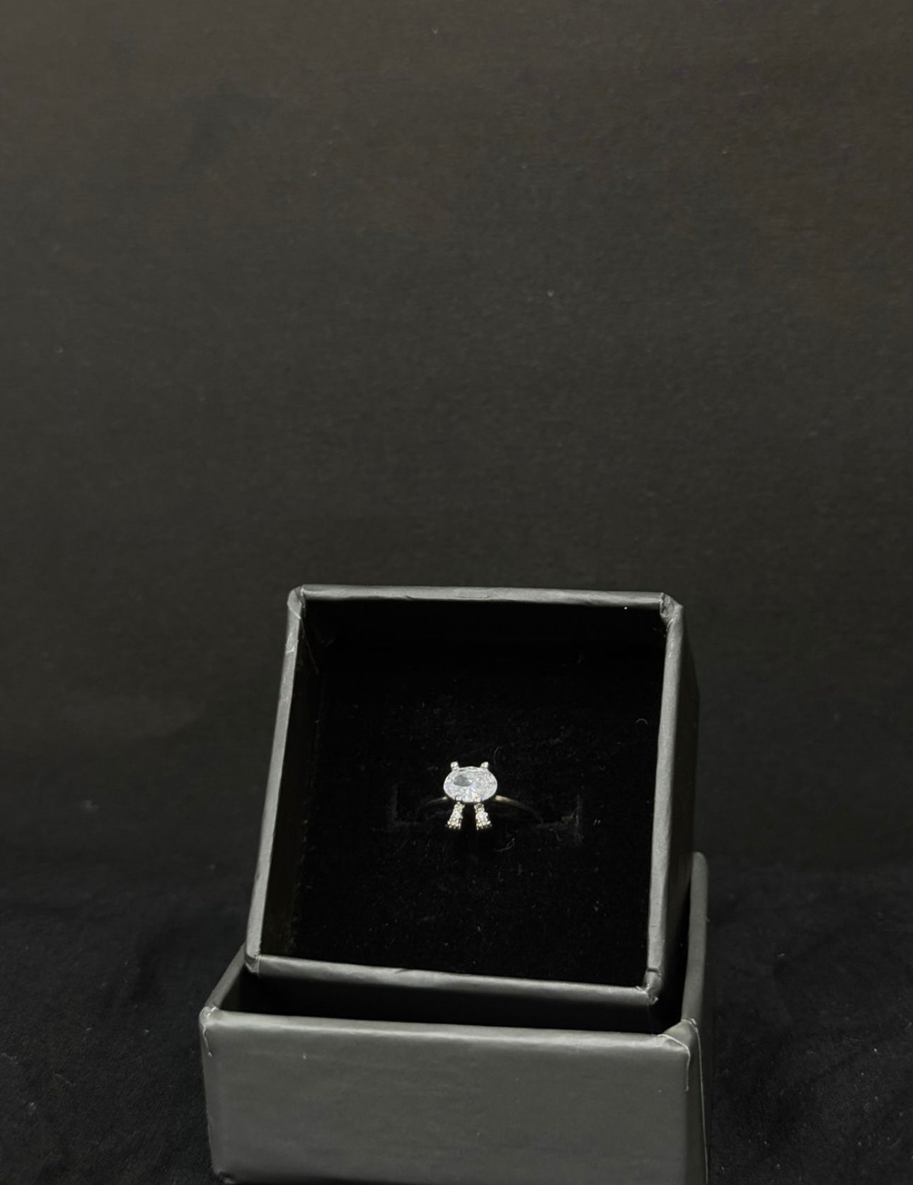 Crystal crown Ring